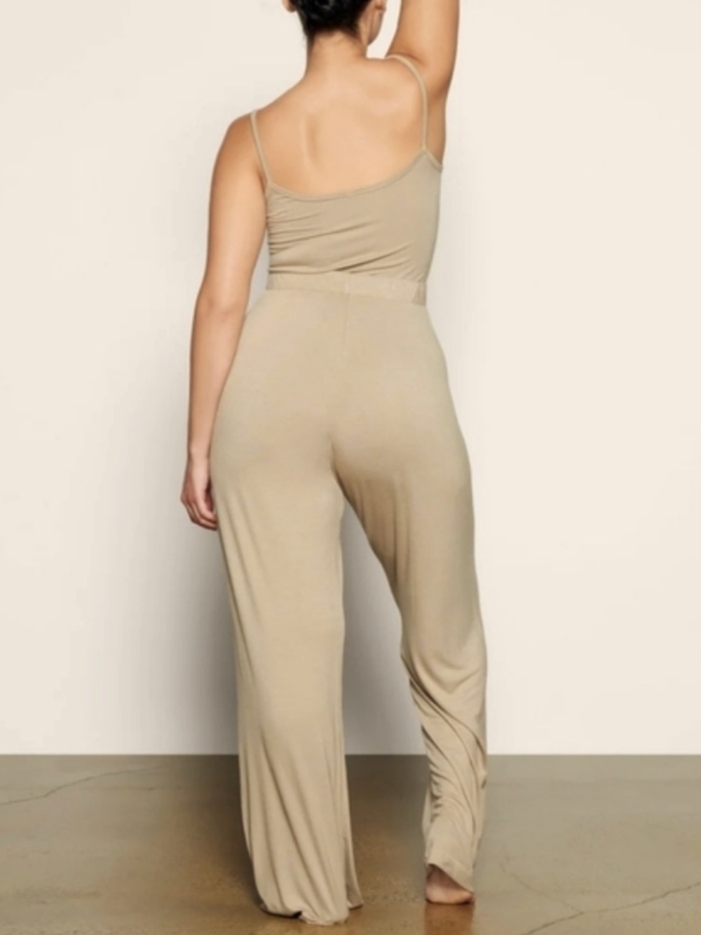 🟤 SKIMS Sleep Straight/Wide-Leg Drawstring Pants in Taupe/Tan Size Large L NWT 🟫 - Picture 6 of 14